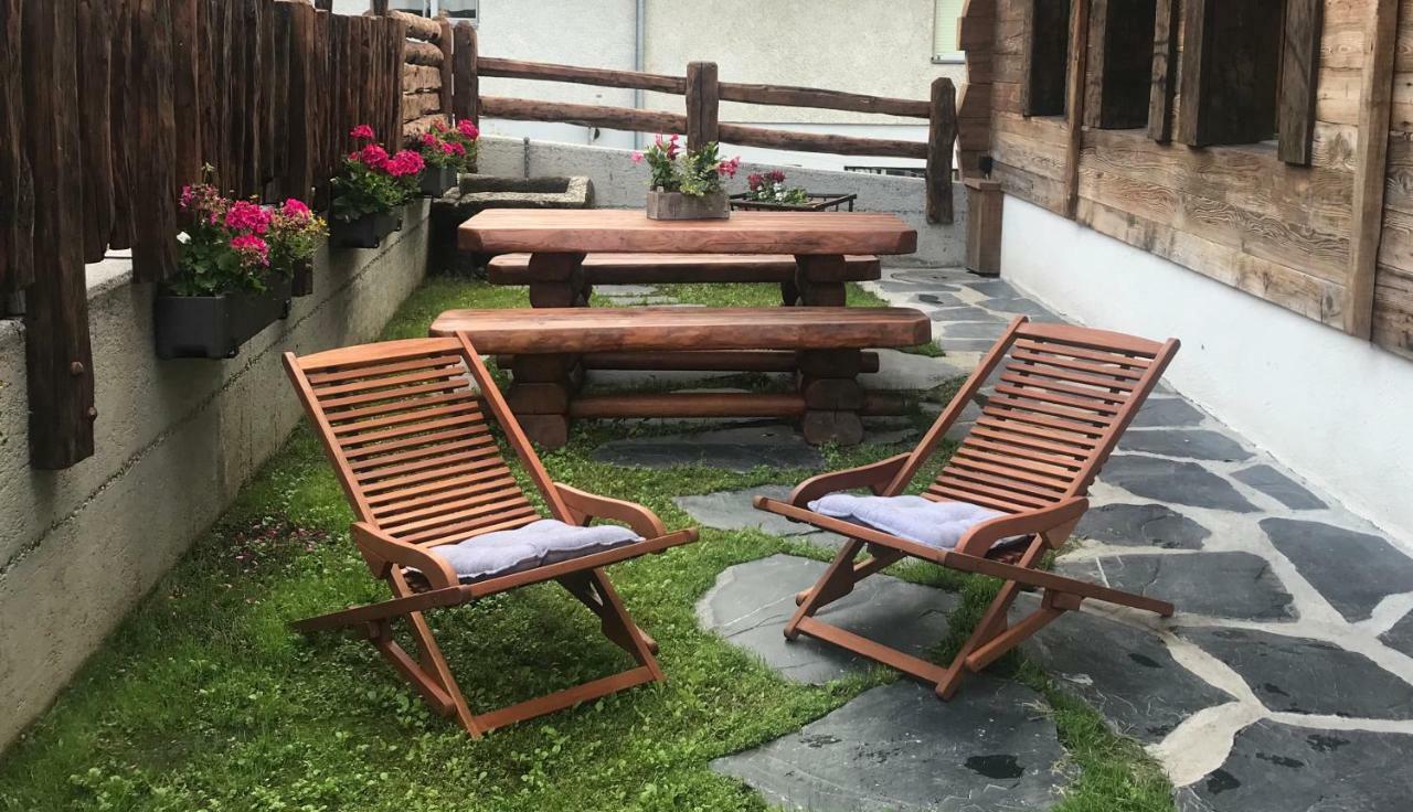 Chez « Adele » Daire Ayent Dış mekan fotoğraf